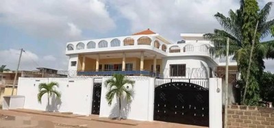 magnifique villa duplex 8 chambres sur 1 lot avec titre foncier