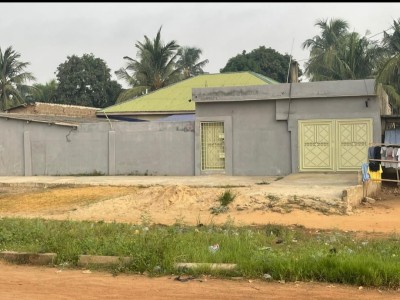 villa 5 chambres sur 3/4 de lot avec 3 tampons