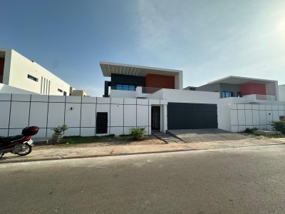 superbe villa 3 chambres sur 1 lot dans la cité rénaissance