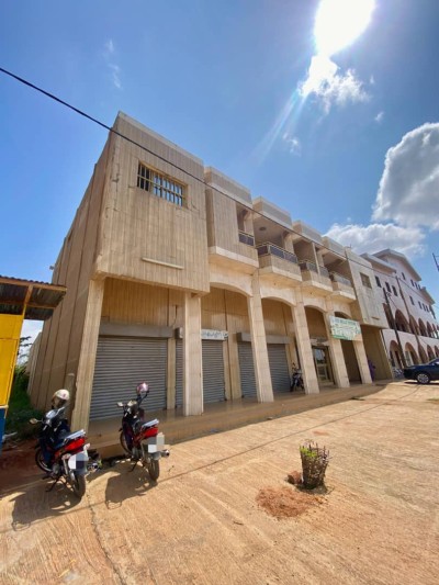 Villa de location  sur 1 lot avec titre foncier