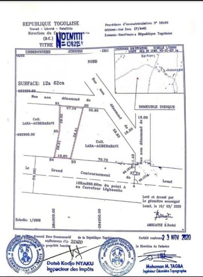 2 lots collés avec titre foncier au bord du goudron