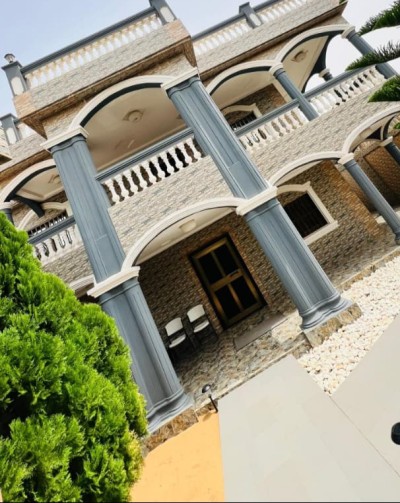 magnifique villa duplex 5 chambres sur 1 lot avec titre en cours