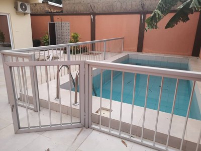 Superbe villa duplex 4 chambres avec piscine ..titre foncier