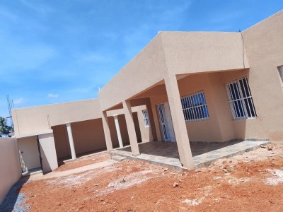 nouvelle villa 4 chambres sur 1 lot avec titre foncier en cours