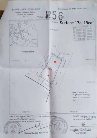 3 lots collés cloturés  avec titre foncier