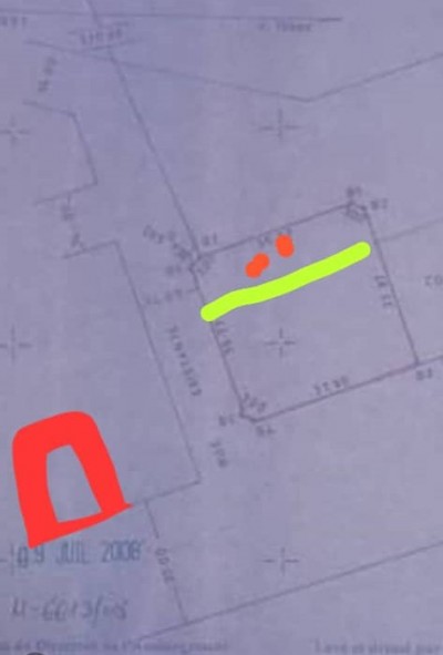 1 lot cloturé avec titre foncier en cours