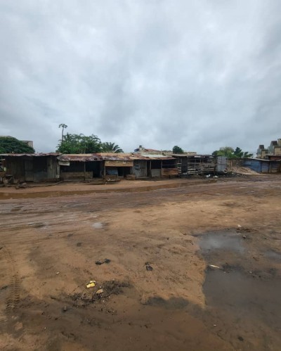 3 lots 3/4 collés cloturés avec titre foncier