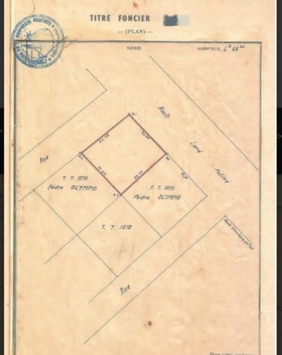 3/4 de lot avec titre foncier au bord du goudron