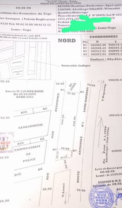 11 lots collés avec plan otr + titre global  au bord du goudron
