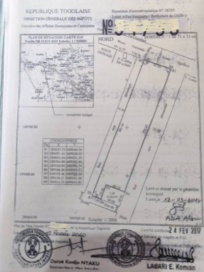 1 hectare 71a clotuté avec titre foncier au bord du goudron