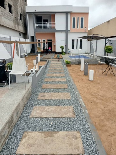 villa duplex 2 chambres sur démi lot avec titre foncier +piscine