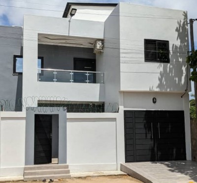 villa duplex 4 chambres sur 1/4 de lot avec titre foncier en cours
