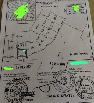Lomédémi lot cloturé avec titre foncier en cours à 10m du goudron