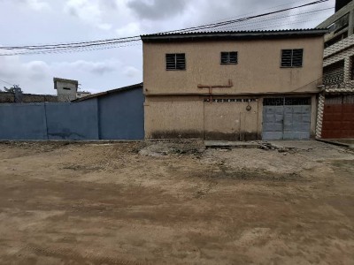 villa 7 chambres sur démi lot avec titre foncier