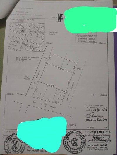 3 lots collés cloturés avec titre foncier à 150m du goudron