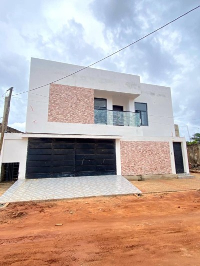 magnifique villa duplex 5 chambres sur démi lot avec plan otr