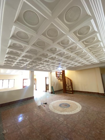 villa basse 4 chambres sur 2 lots avec titre foncier