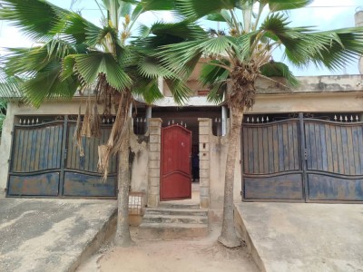 villa duplex 7 chambres sur démi lot avec titre foncier en cours