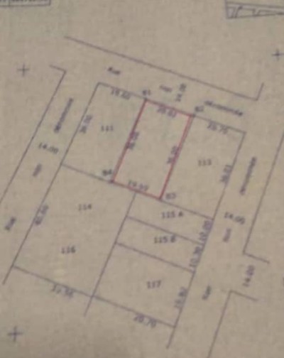 1 lot 1/4 cloturé avec titre foncier à 80m du goudron