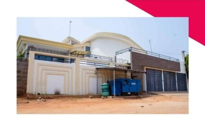 villa 7 chambres sur 1 lot avec titre foncier