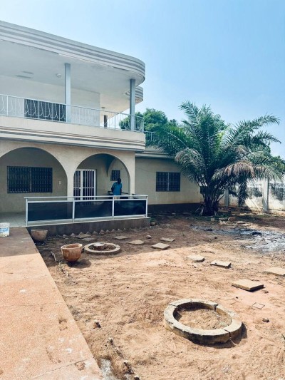 villa duplex 4 chambres sur 1 lot avec titre foncier