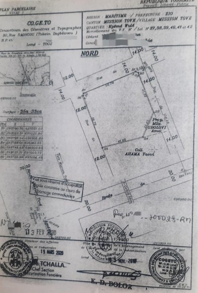 4 lots collés avec titre foncier en cours à 250m grande voie