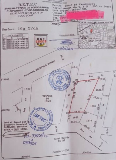 3 lots collés avec tampon otr à 100m des pavés