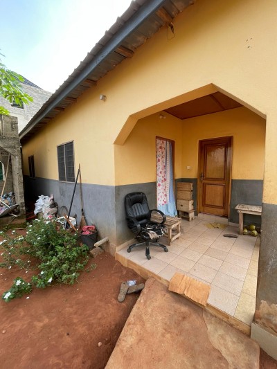 maison de location sur 1 lot avec titre foncier