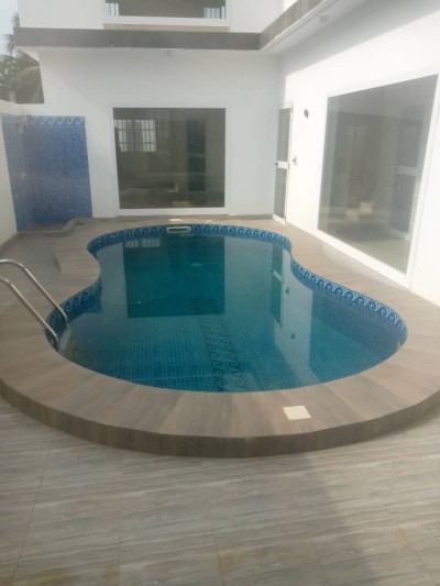 villa duplex 4 chambres sur 1 lot avec titre foncier + piscine