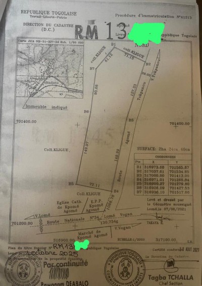 33 lots collés  soit 2hectares 24a avec titre foncier
