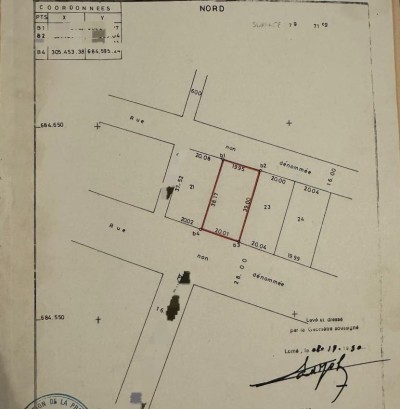 1 lot 1/4 avec titre foncier au bord du goudron ftf