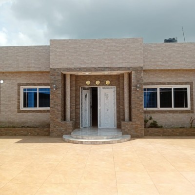 villa de haut standing 4 chambres sur 1 lot avec titre foncier