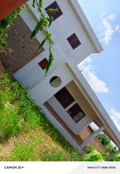 villa 5 chambres sur 1 lot avec titre foncier
