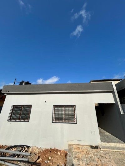 villa 32 chambres sur 1/4 de lot avec titre foncier en cours