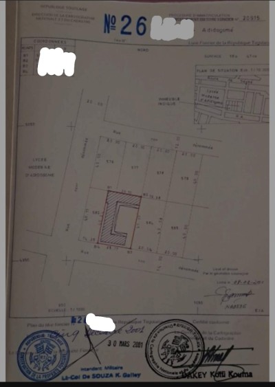 3 lots collés cloturés avec titre foncier