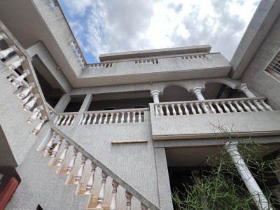 villa duplex 5 chambres sur démi lot avec tampon otr