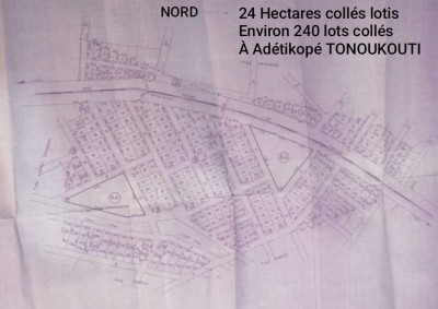 240 lots collés avec titre foncier à 300m du goudron