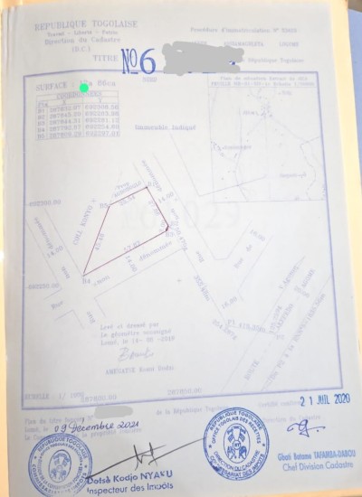 2 lots cloturés avec titre foncier