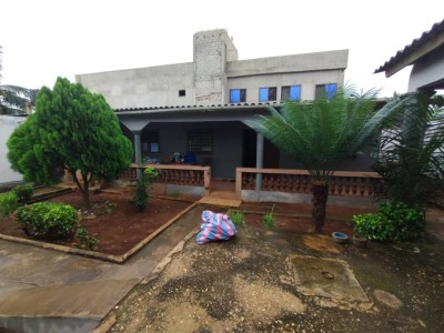 villa 3 chambres sur démi lot avec 3 tampons