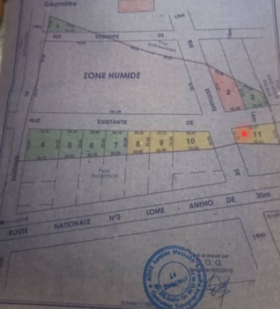 démi lot avec plan de partage à 20m du goudron