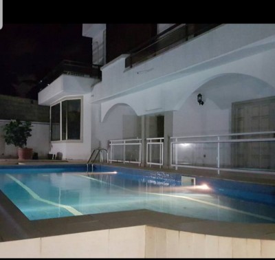 Splendide villa 4ch - 2 salons -avec piscine