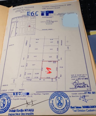 2 lots collés cloturés avec titre foncier