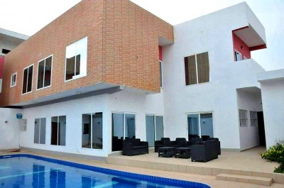 Superbe villa duplex  8 chambres avec piscine