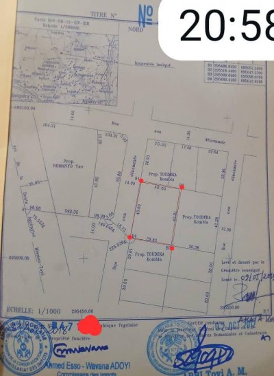 2 lots collés avec titre foncier à 1km du commissariat