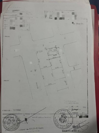 villa 3 chambres sur 1 lot avec titre foncier à rénover à la caisse