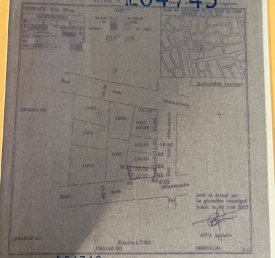 3/4 de lot cloturé avec titre foncier à 150m du goudron