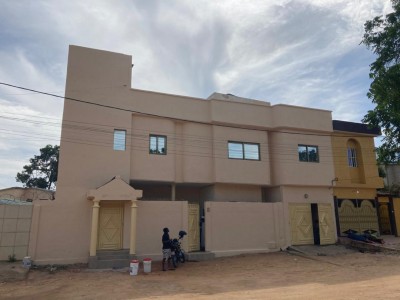 villa duplex 6 chambres sur 1/4 de lot avec titre foncier