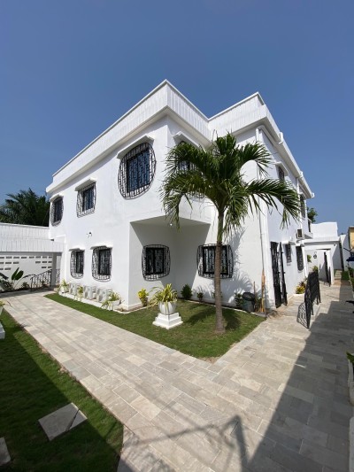 magnifique villa duplex 6 chambres non meublée en location