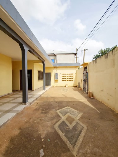 villa dallée 3 chambres sur demi lot avec titre foncier